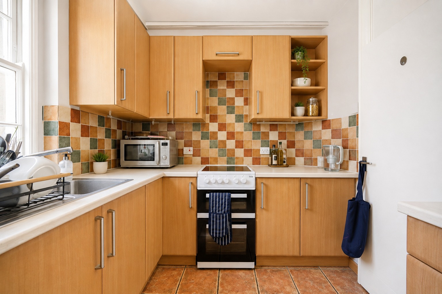 2 Bedroom Flat, Jenner House, Hunter Street, London, Greater London, WC1N