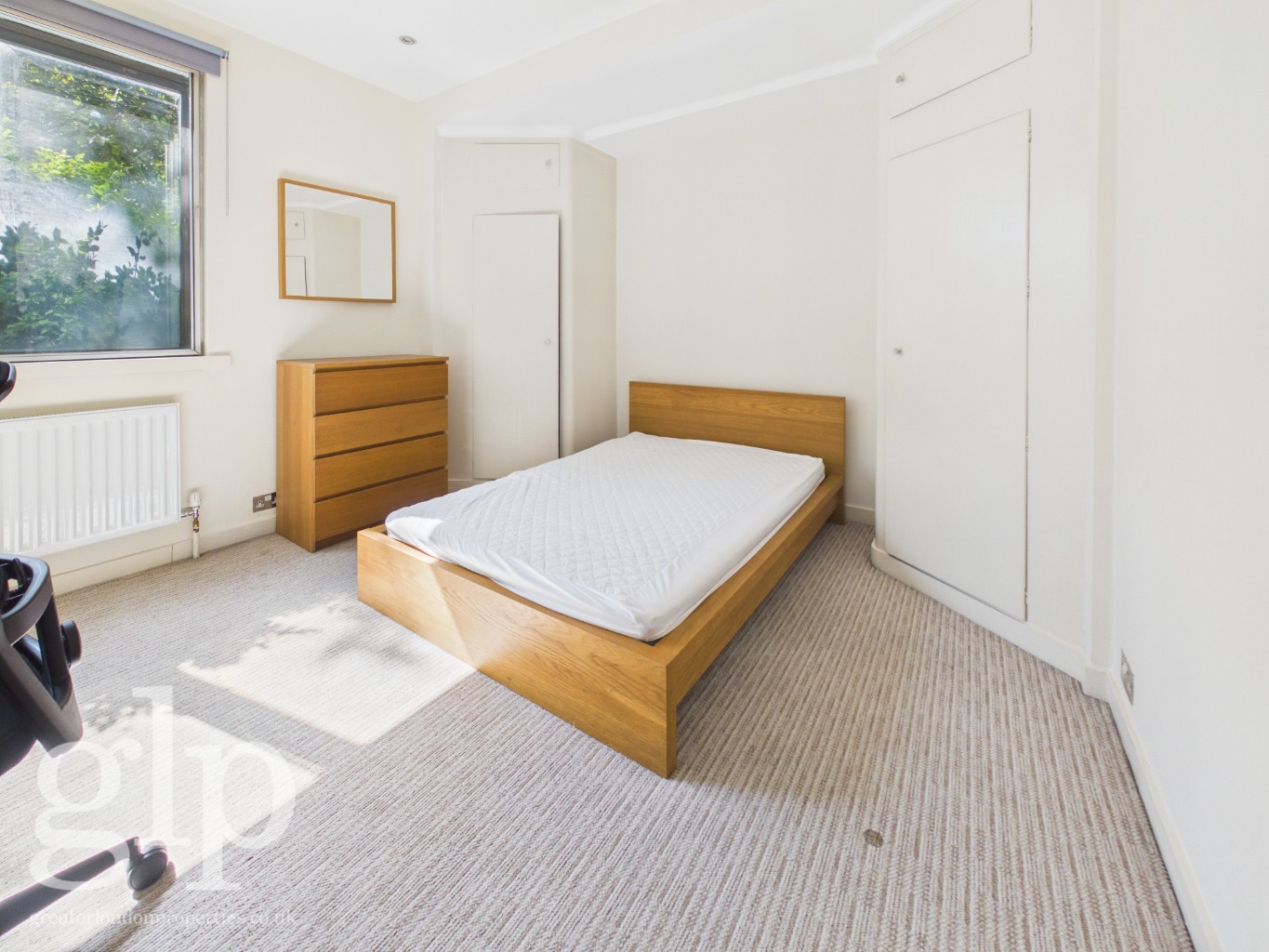 2 Bedroom Apartment, Porchester Gate, Hyde Park, W2
