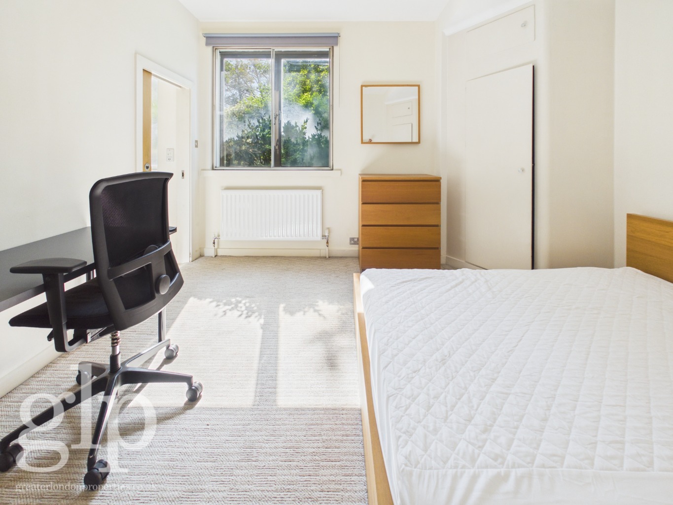 2 Bedroom Apartment, Porchester Gate, Hyde Park, W2