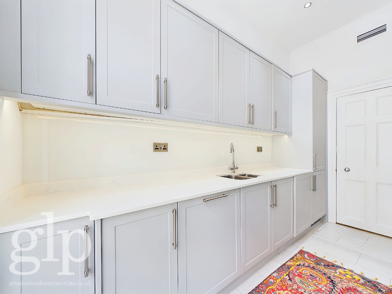 1 Bedroom Apartment, Gower Street, Bloomsbury, WC1