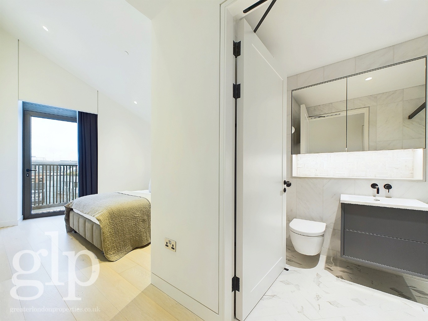 2 Bedroom Apartment, Ganton Street, Soho W1F