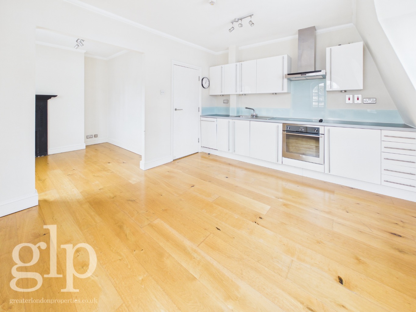 2 Bedroom Apartment, Long Acre, Covent Garden, WC2E