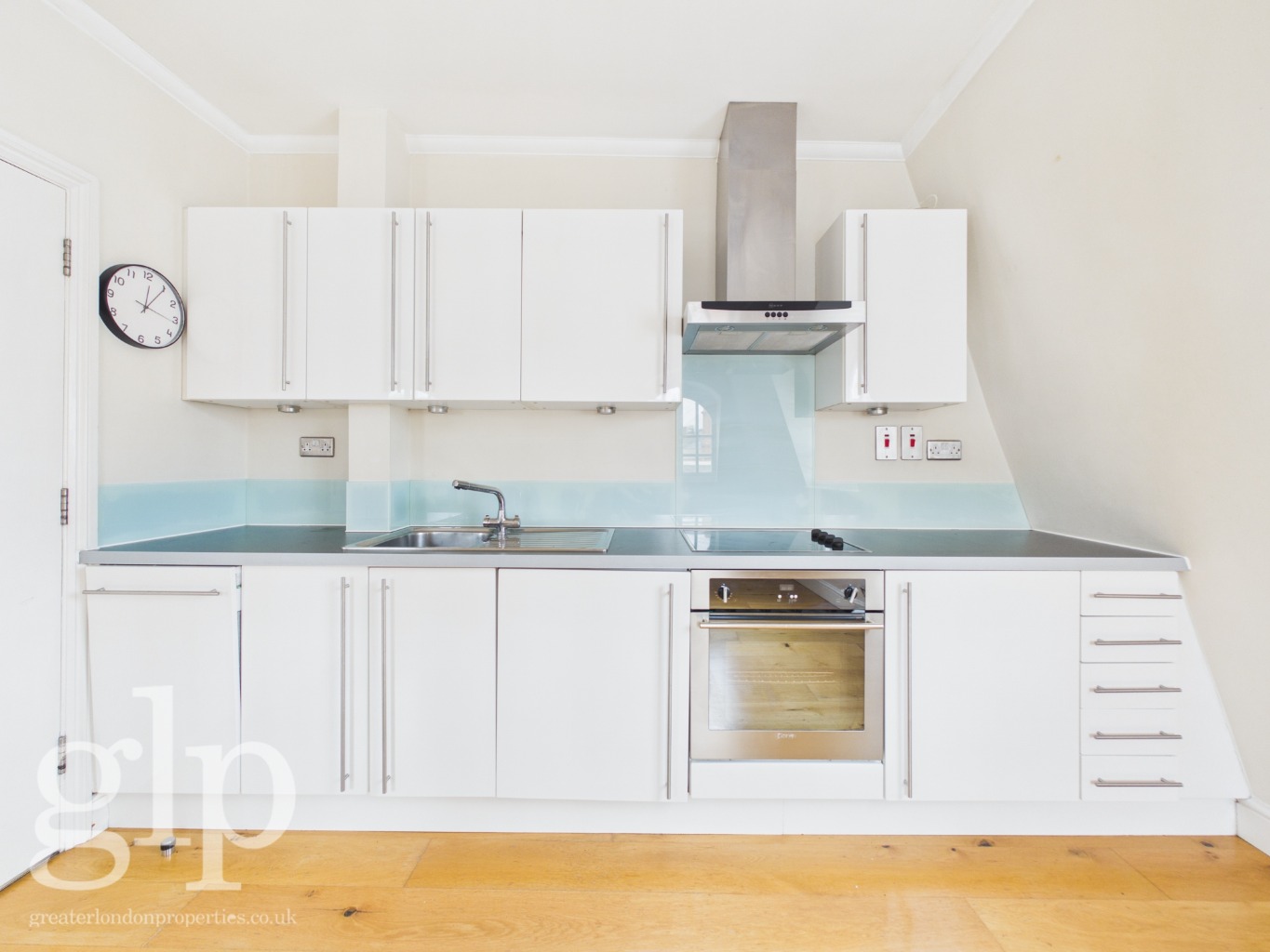 2 Bedroom Apartment, Long Acre, Covent Garden, WC2E