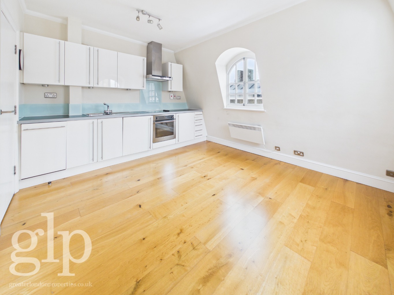 2 Bedroom Apartment, Long Acre, Covent Garden, WC2E