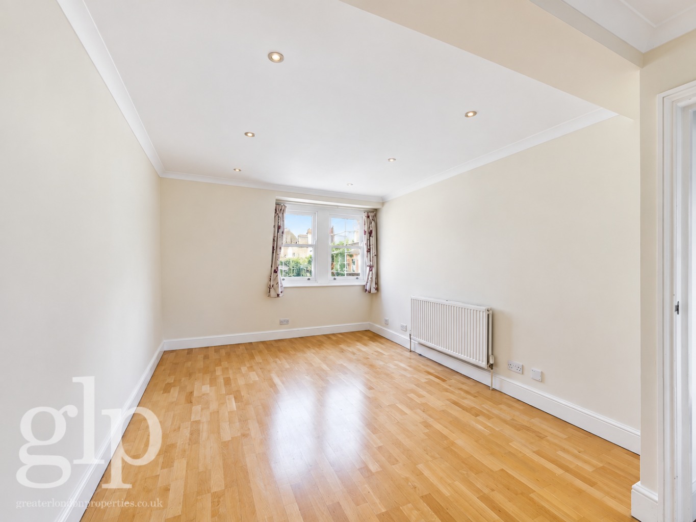 1 Bedroom Semi-Detached, Gray’s Inn Road,  Holborn, WC1X