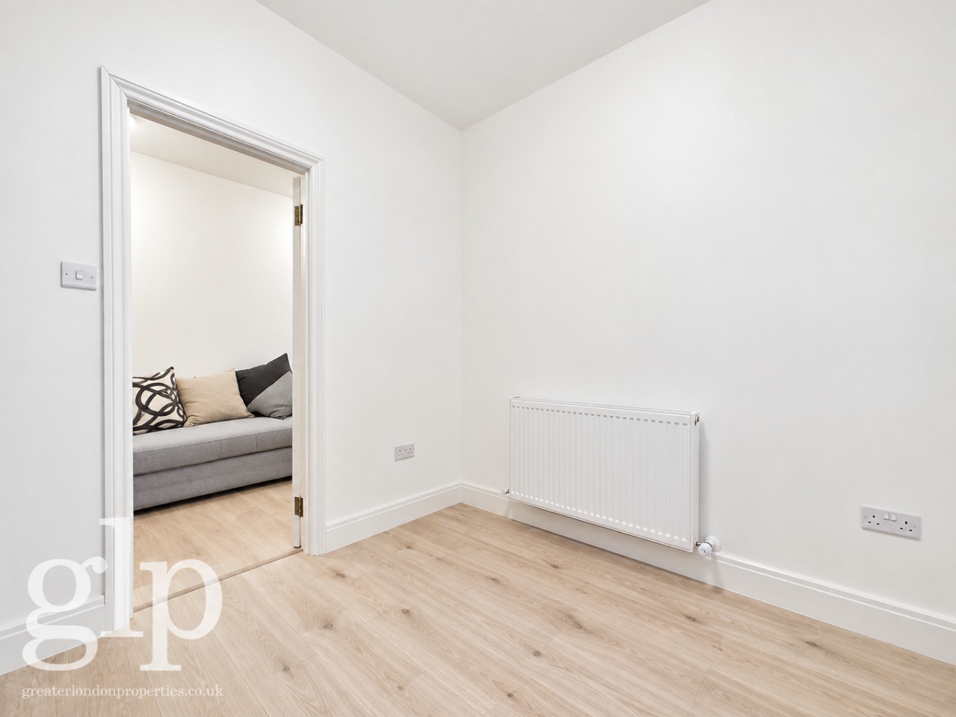 2 Bedroom Apartment, Kings Cross Road, Kings Cross, WC1X