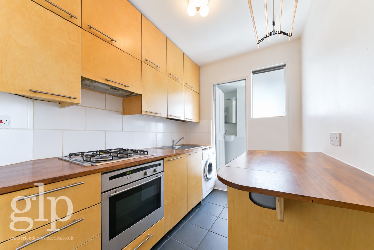 2 Bedroom Apartment, Queen Alexandra Mansions, Bloomsbury, WC1H