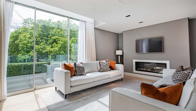 3 Bedroom Apartment, Green Street,  Mayfair, W1K