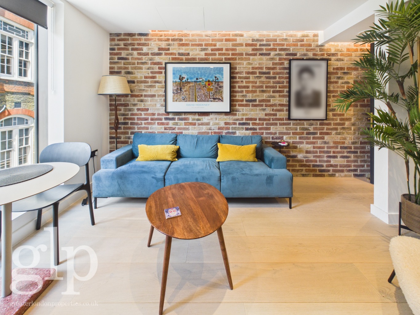 1 Bedroom Apartment, Berwick Street, Soho, W1F